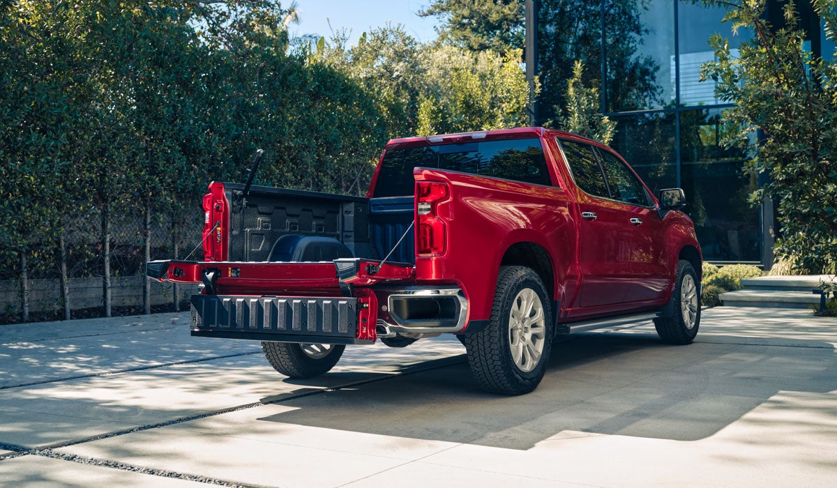 Lockwood Motors GM in Marshall MN